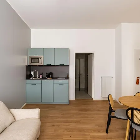Ξενοδοχείο με διαμερίσματα Limehome Rummelstr 3*